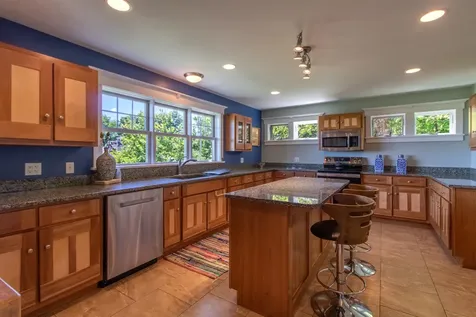 400 Green Bay Loop Peacham VT 05862