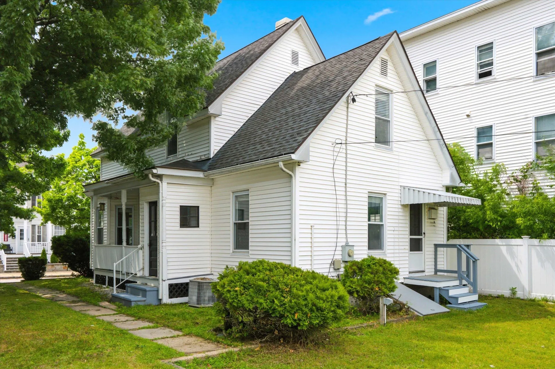 617 Hevey Street Manchester NH 03102