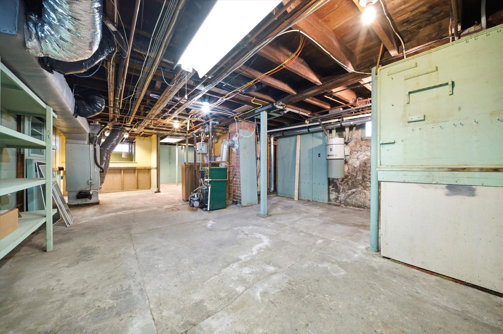 617 Hevey Street Manchester NH 03102