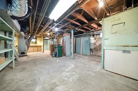 617 Hevey Street Manchester NH 03102