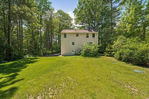29 Wild Pasture Road Kensington NH 03833