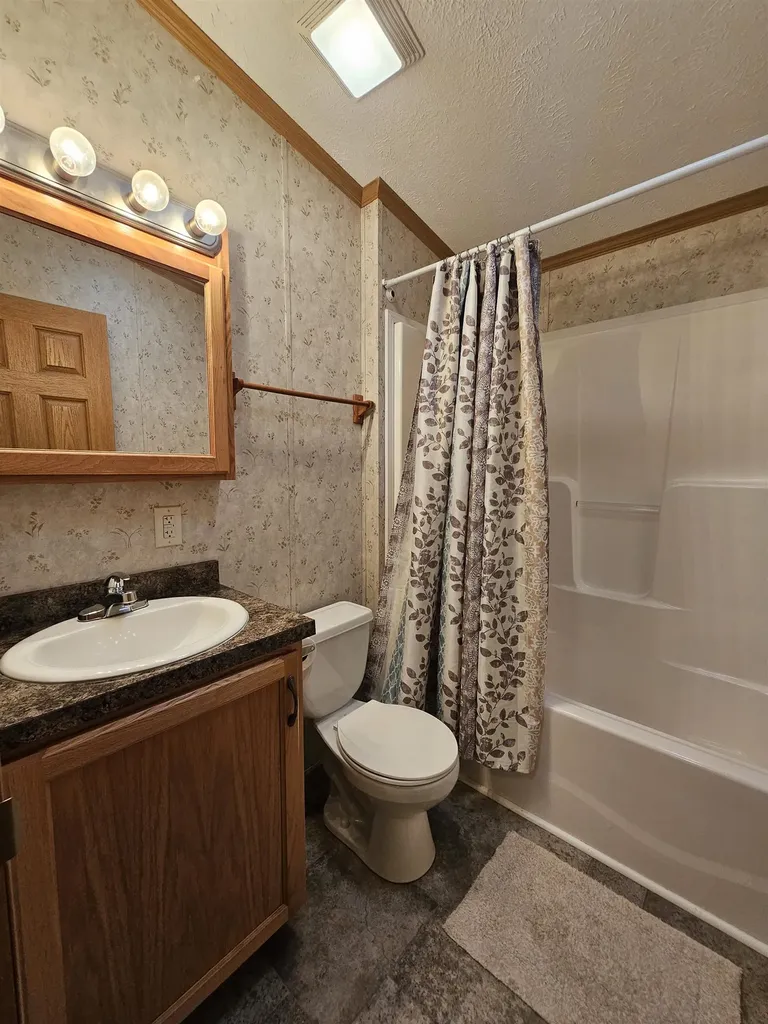 9 Chancellor Drive Concord NH 03303