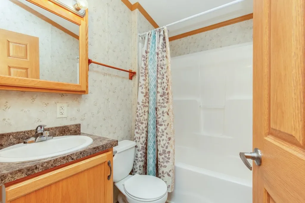 9 Chancellor Drive Concord NH 03303