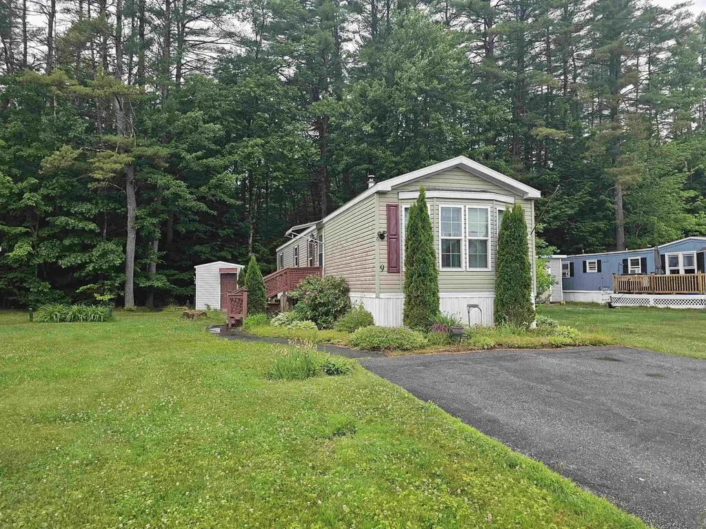 9 Chancellor Drive Concord NH 03303