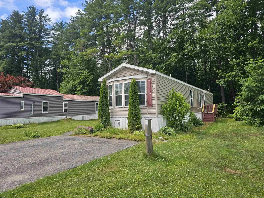 9 Chancellor Drive Concord NH 03303