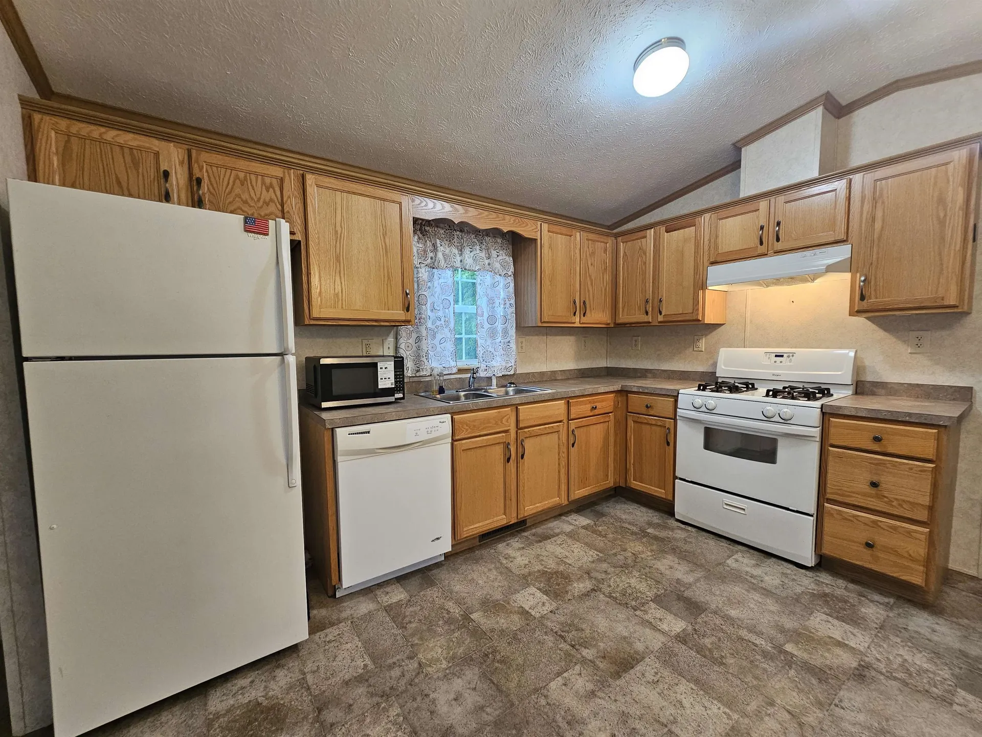 9 Chancellor Drive Concord NH 03303