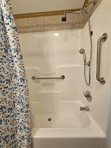 9 Chancellor Drive Concord NH 03303