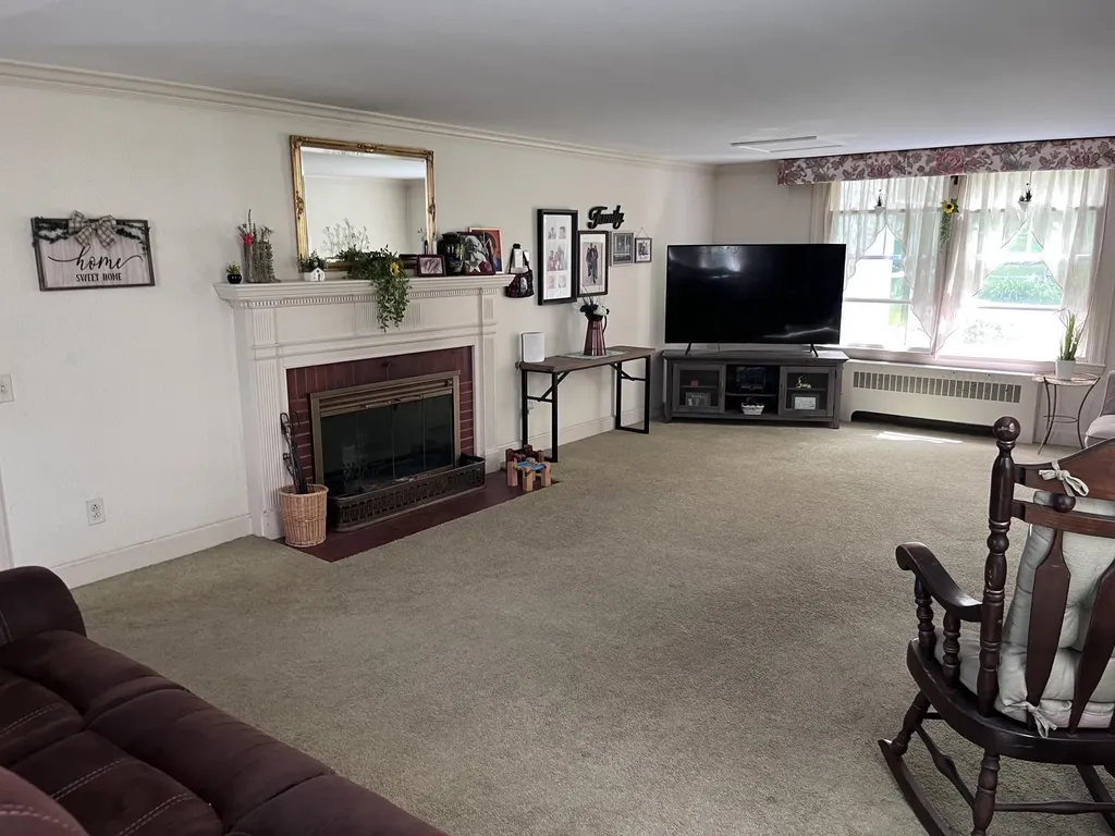 77 Ridge Avenue Claremont NH 03743-5505