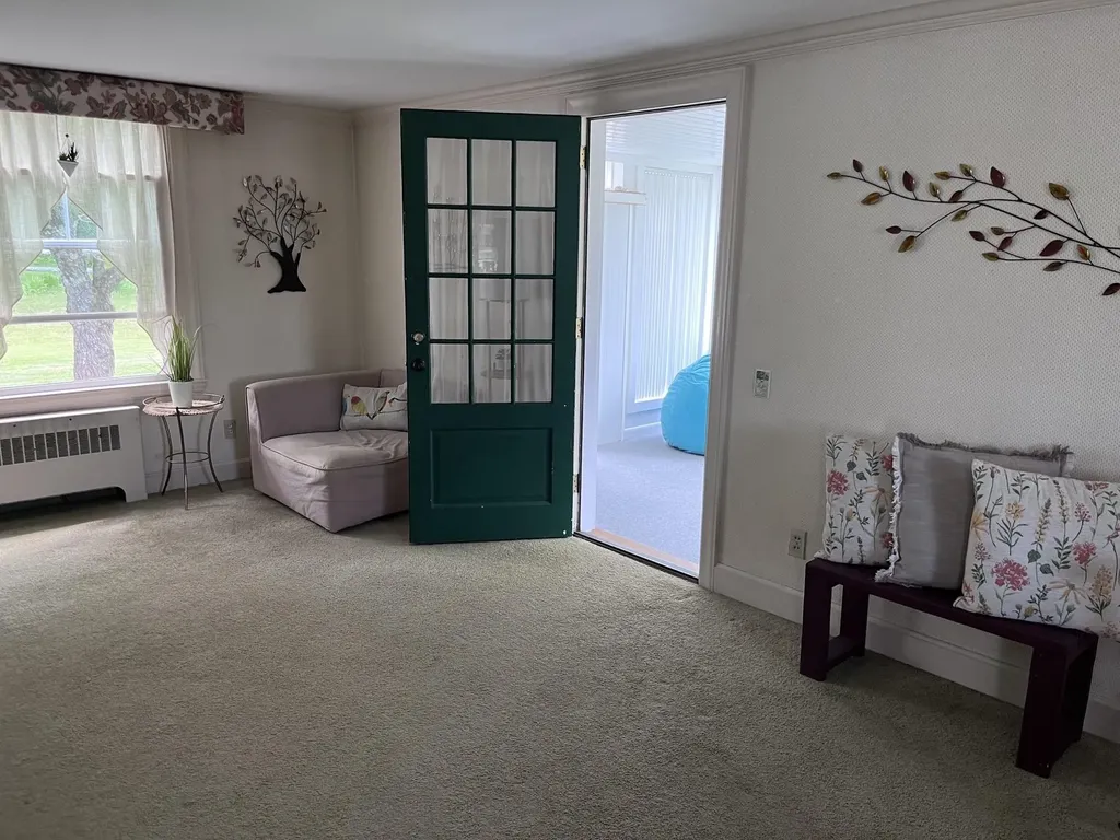 77 Ridge Avenue Claremont NH 03743-5505