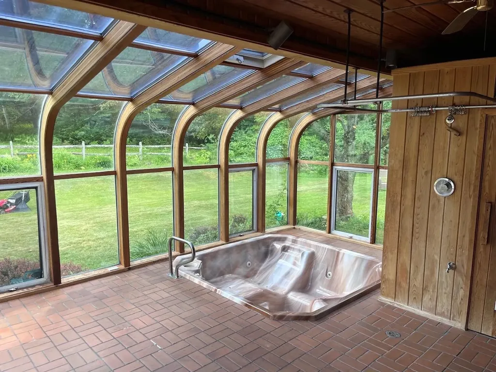 77 Ridge Avenue Claremont NH 03743-5505
