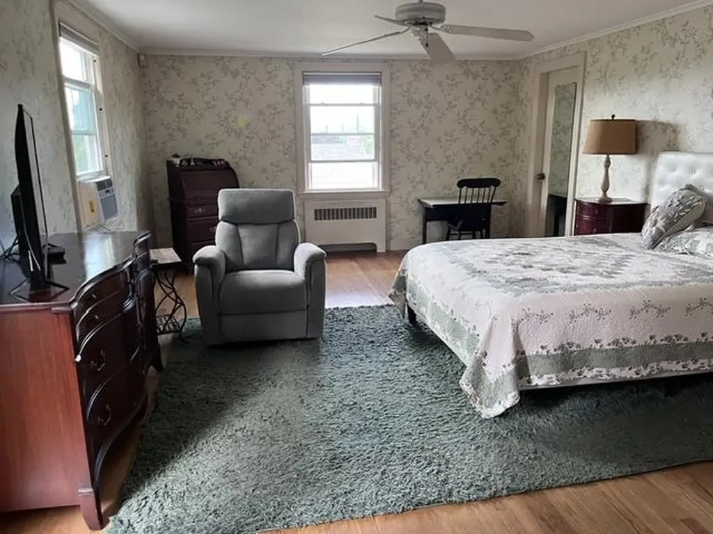 77 Ridge Avenue Claremont NH 03743-5505