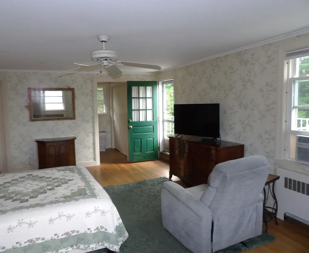 77 Ridge Avenue Claremont NH 03743-5505