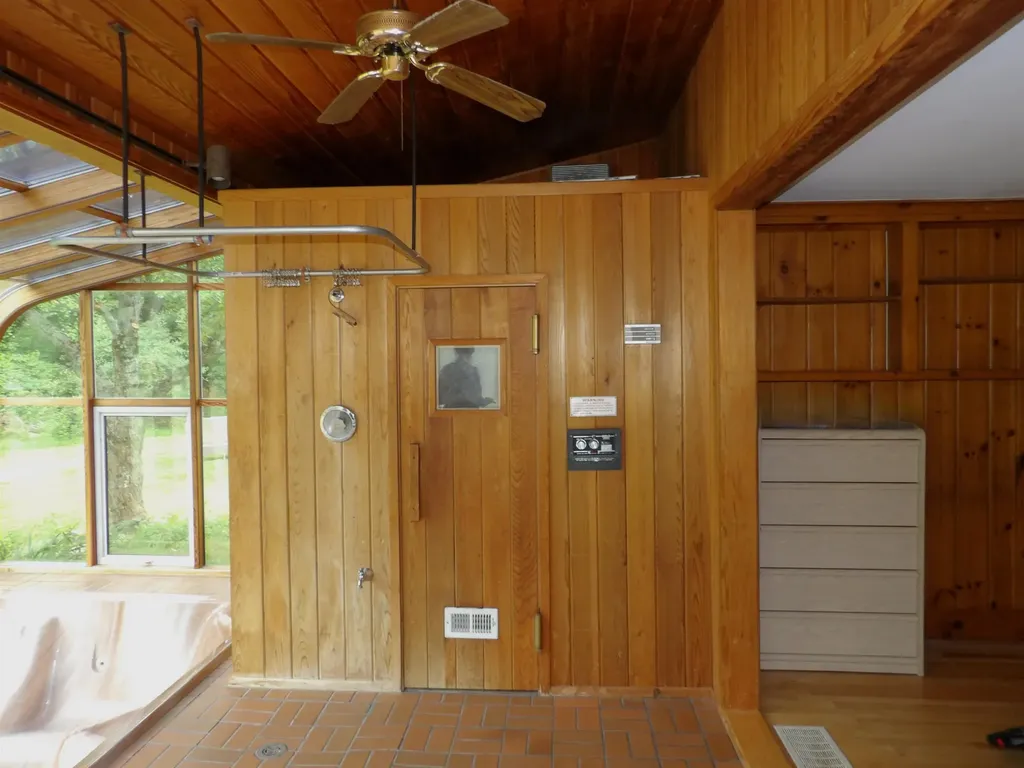 77 Ridge Avenue Claremont NH 03743-5505