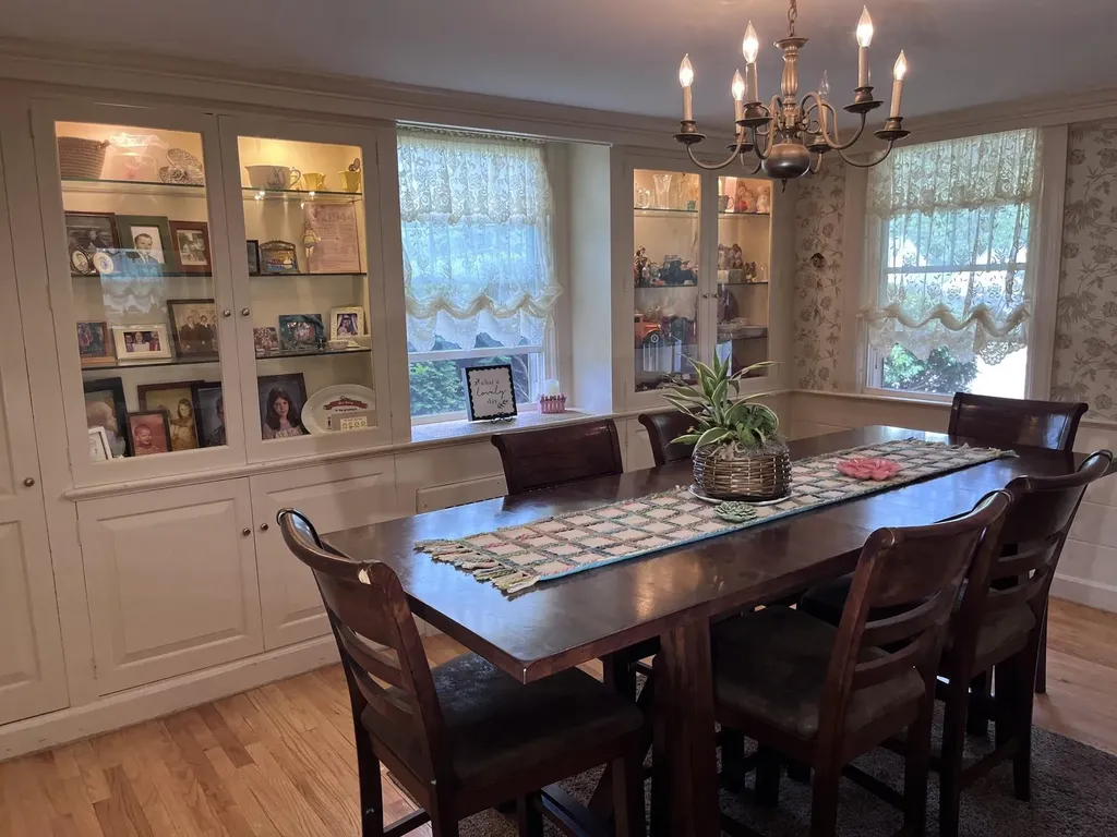 77 Ridge Avenue Claremont NH 03743-5505