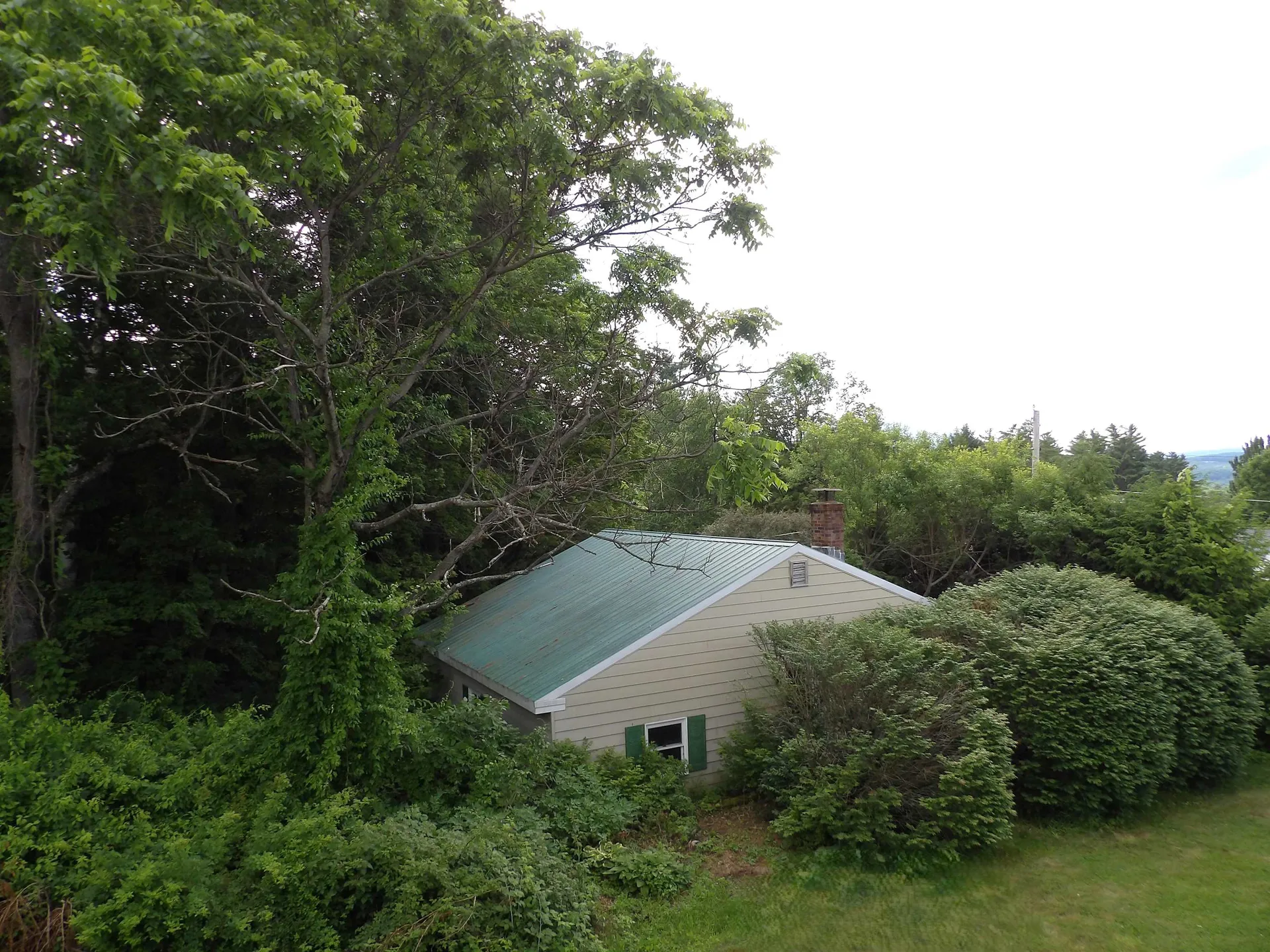77 Ridge Avenue Claremont NH 03743-5505