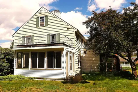 77 Ridge Avenue Claremont NH 03743-5505