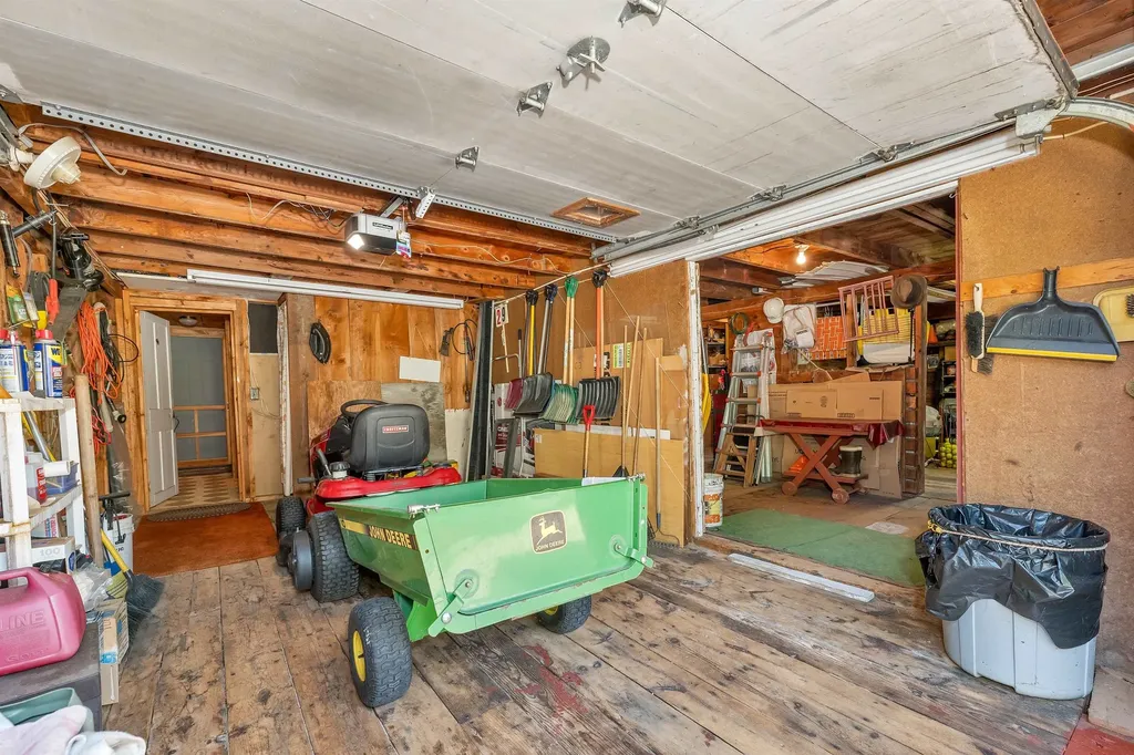 70 Snell Road Meredith NH 03253