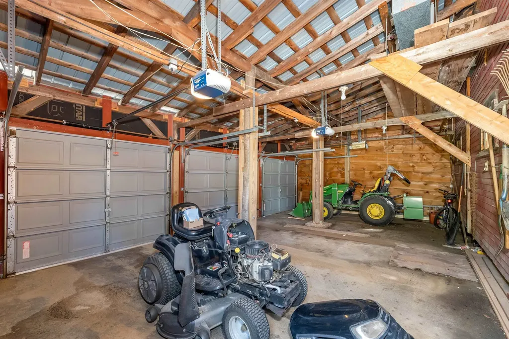 70 Snell Road Meredith NH 03253