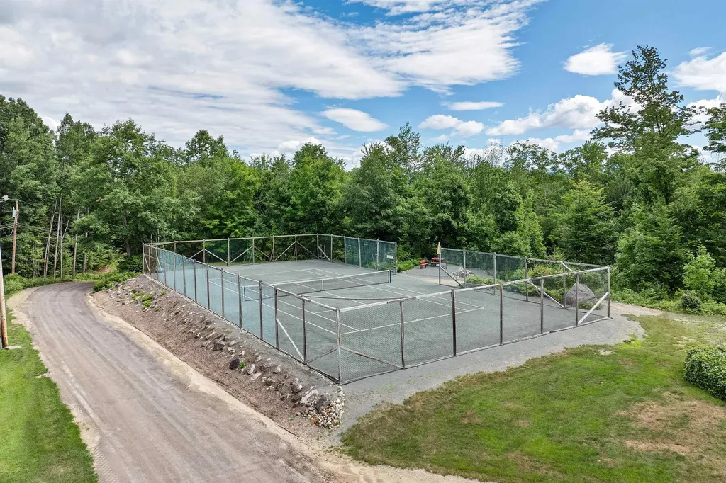 70 Snell Road Meredith NH 03253