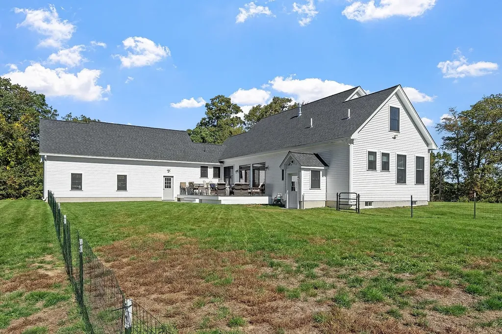 637 Mason Road Ashby MA 01431