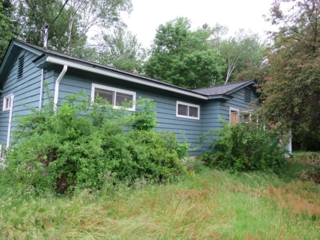 45 Pine Island Avenue Berlin NH 03570