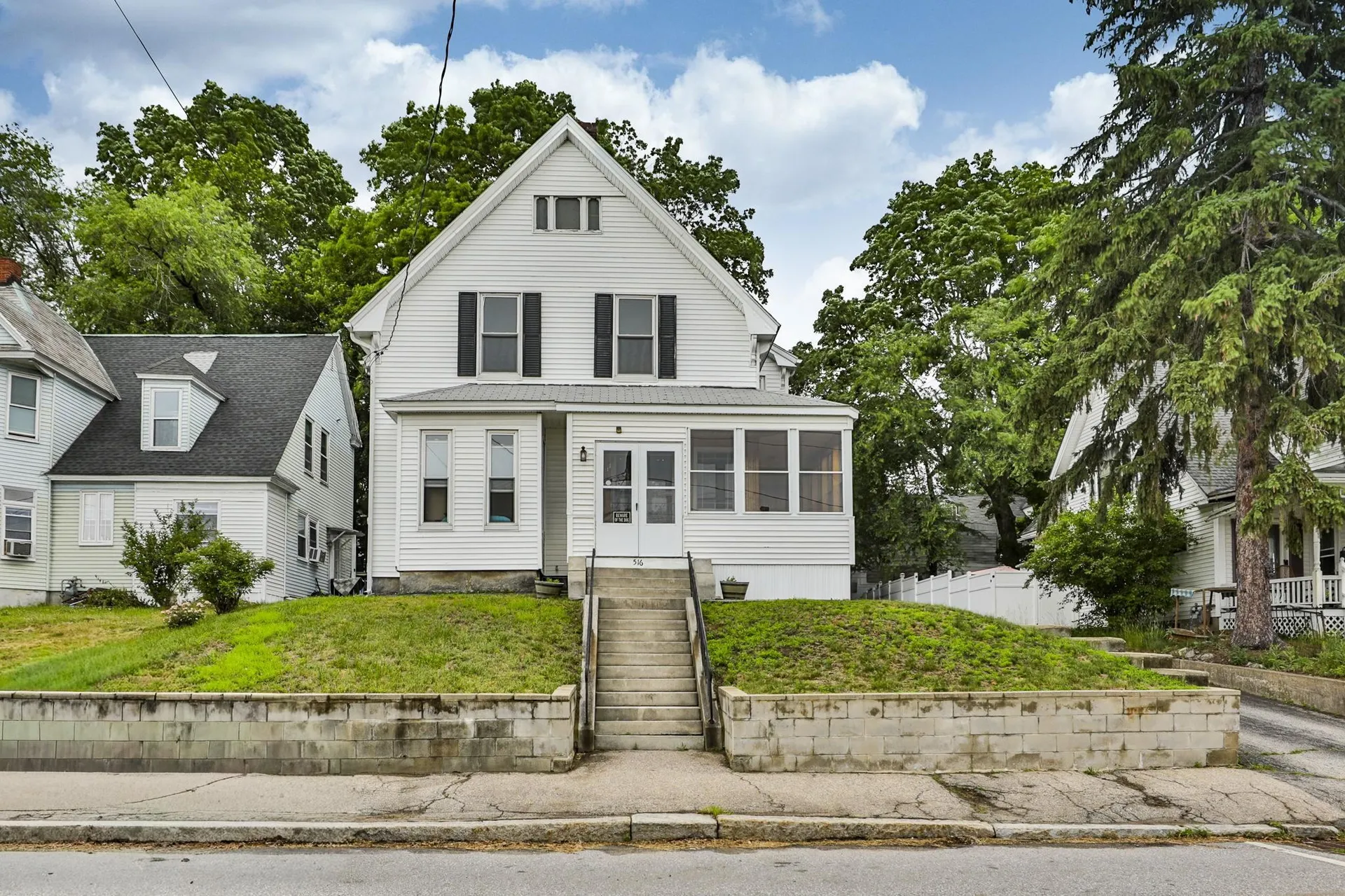 516 Lake Avenue Manchester NH 03103