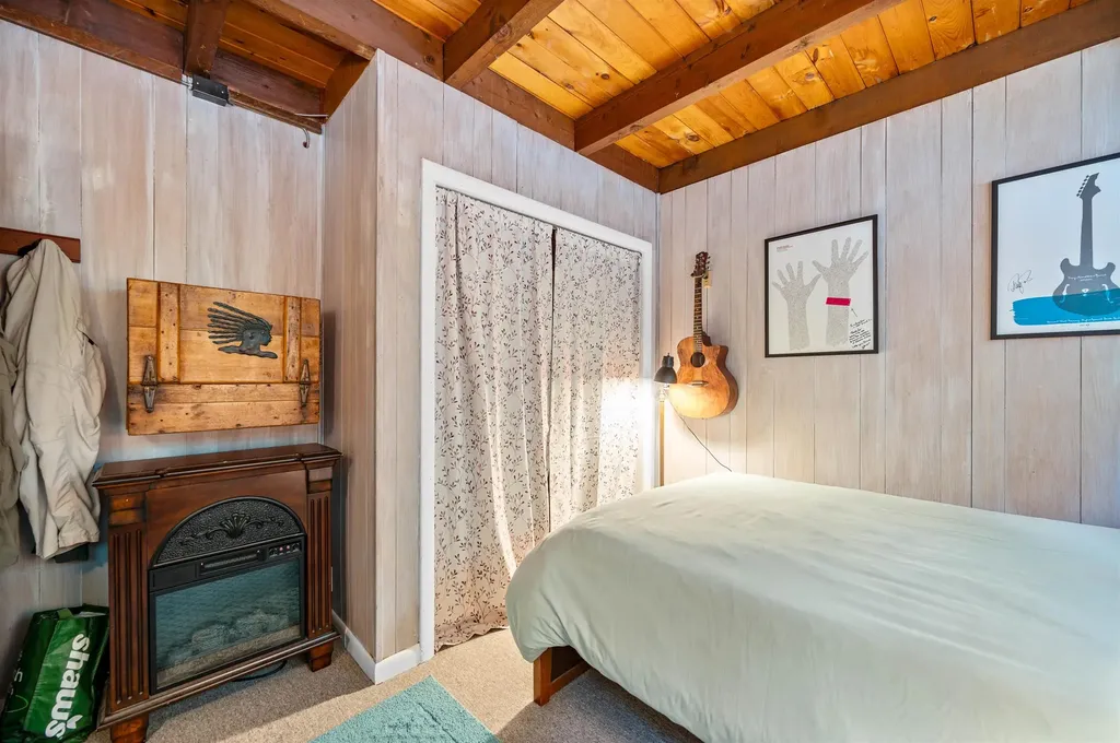155 Thacher Road Bolton VT 05471