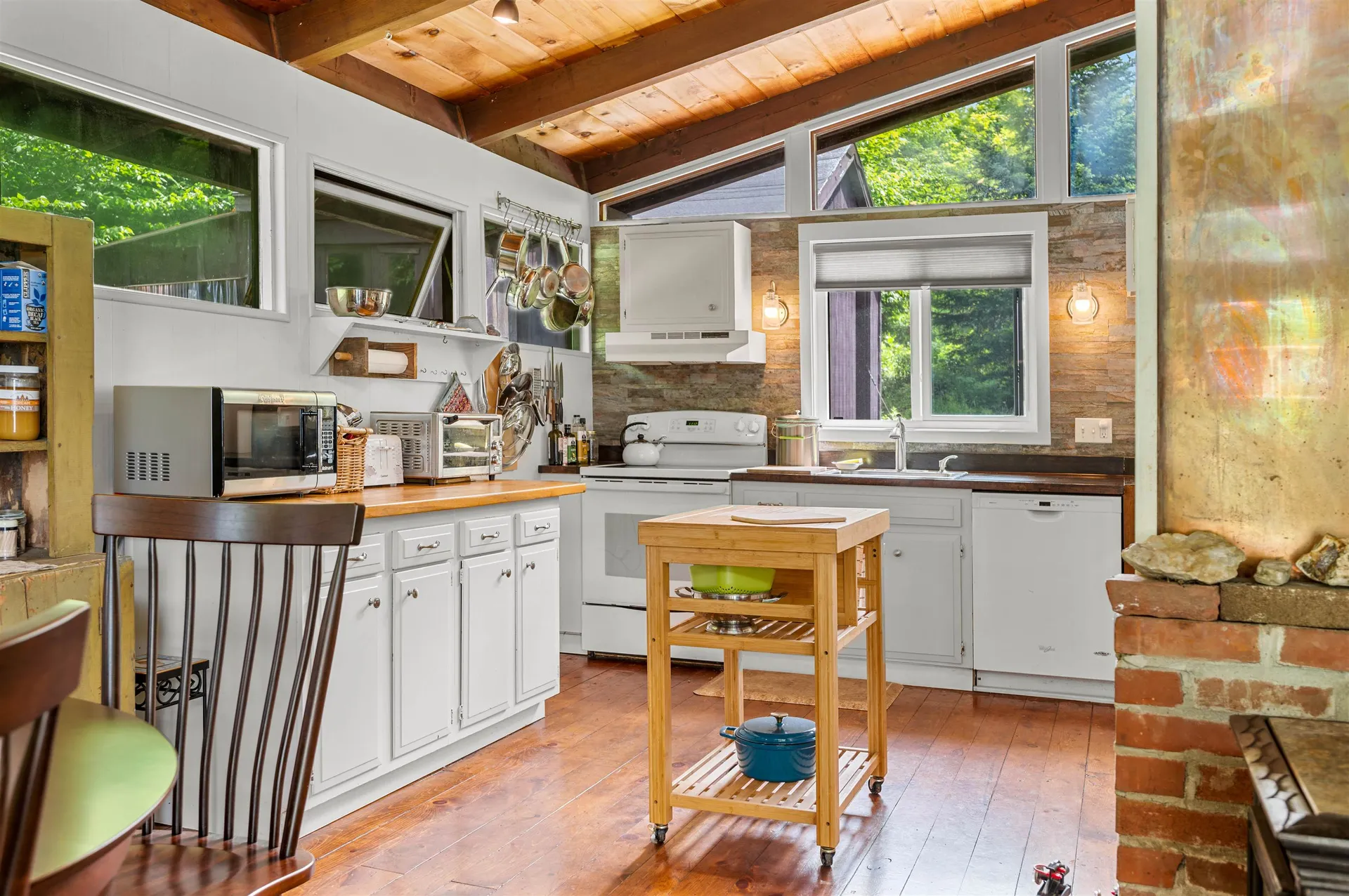155 Thacher Road Bolton VT 05471