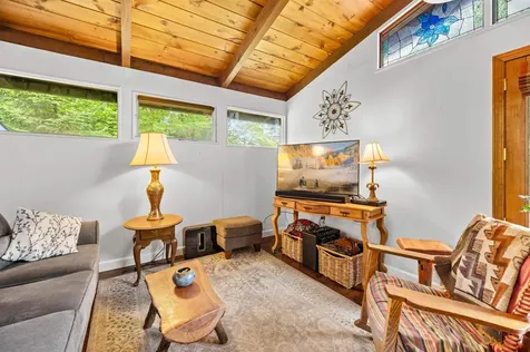 155 Thacher Road Bolton VT 05471