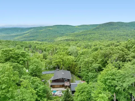 155 Thacher Road Bolton VT 05471
