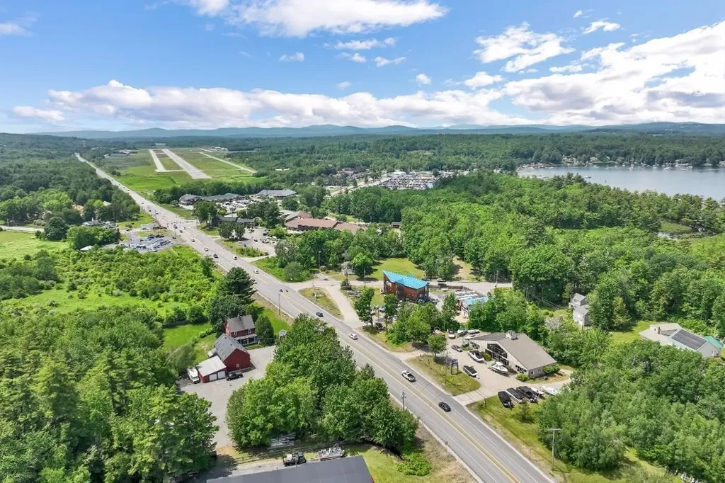 4 Varney Point Road Gilford NH 03249