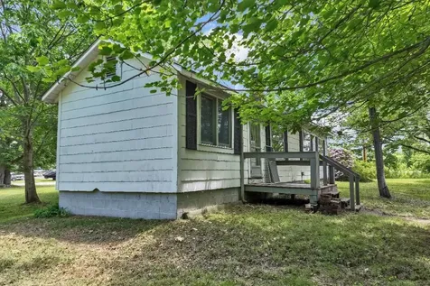 4 Varney Point Road Gilford NH 03249