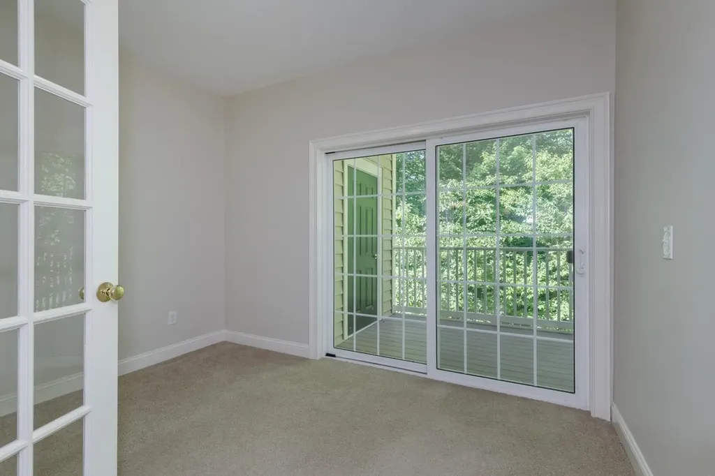 80-7 Carriage Way Manchester NH 03102