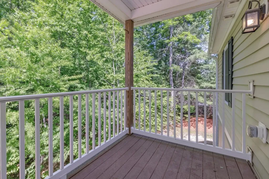 80-7 Carriage Way Manchester NH 03102