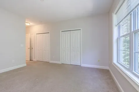 80-7 Carriage Way Manchester NH 03102