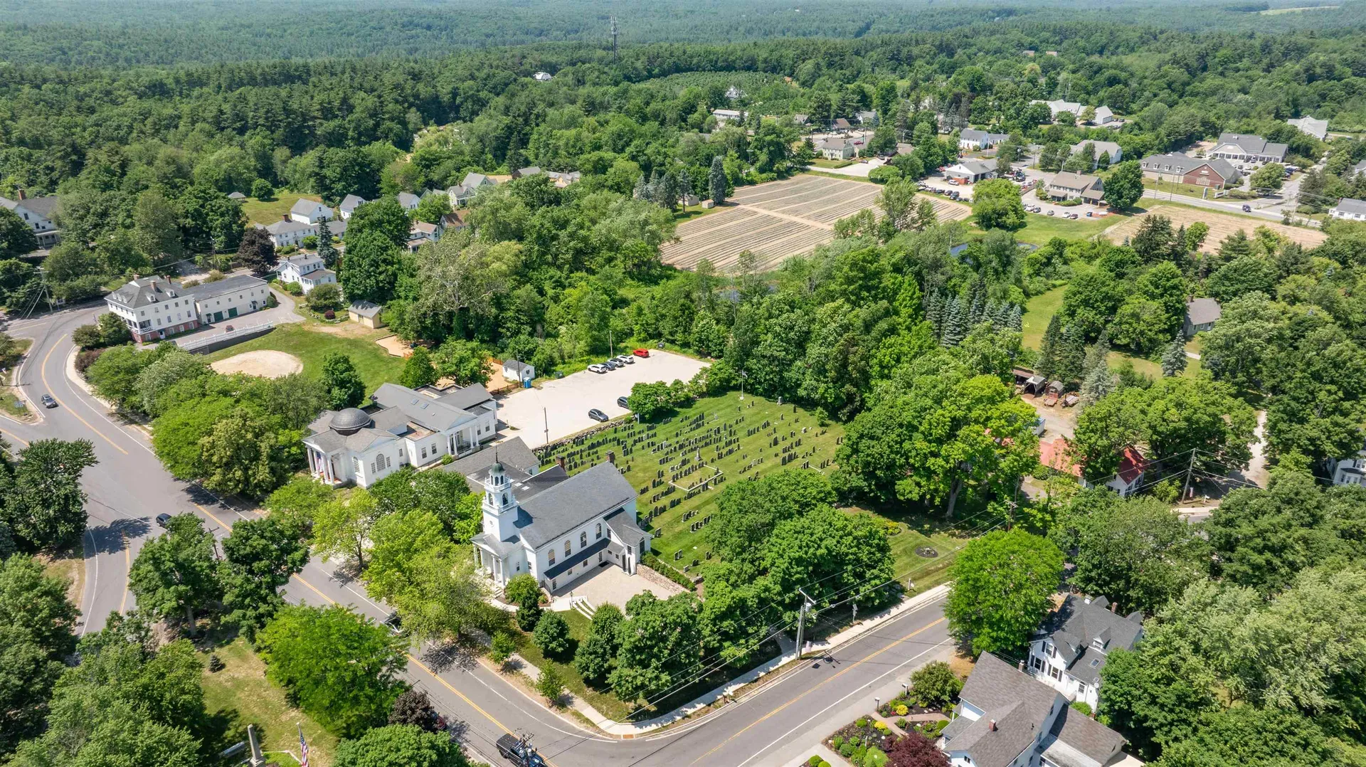 1 Broad Street Hollis NH 03049