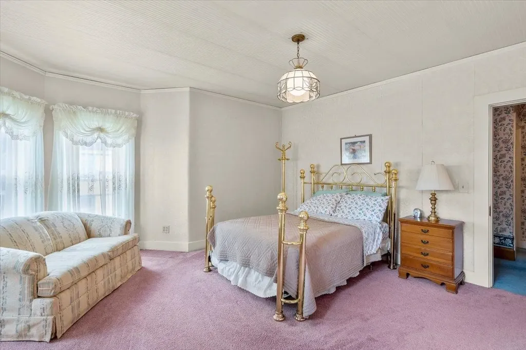 127 Orchard Street Enosburg VT 05450
