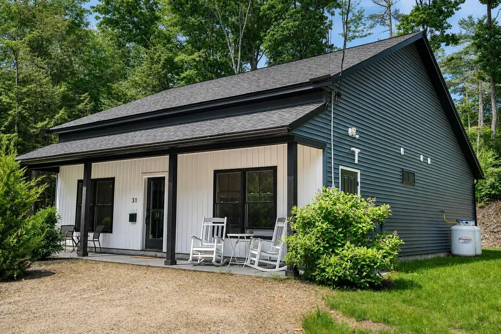 31 Crowcroft Drive Rindge NH 03461