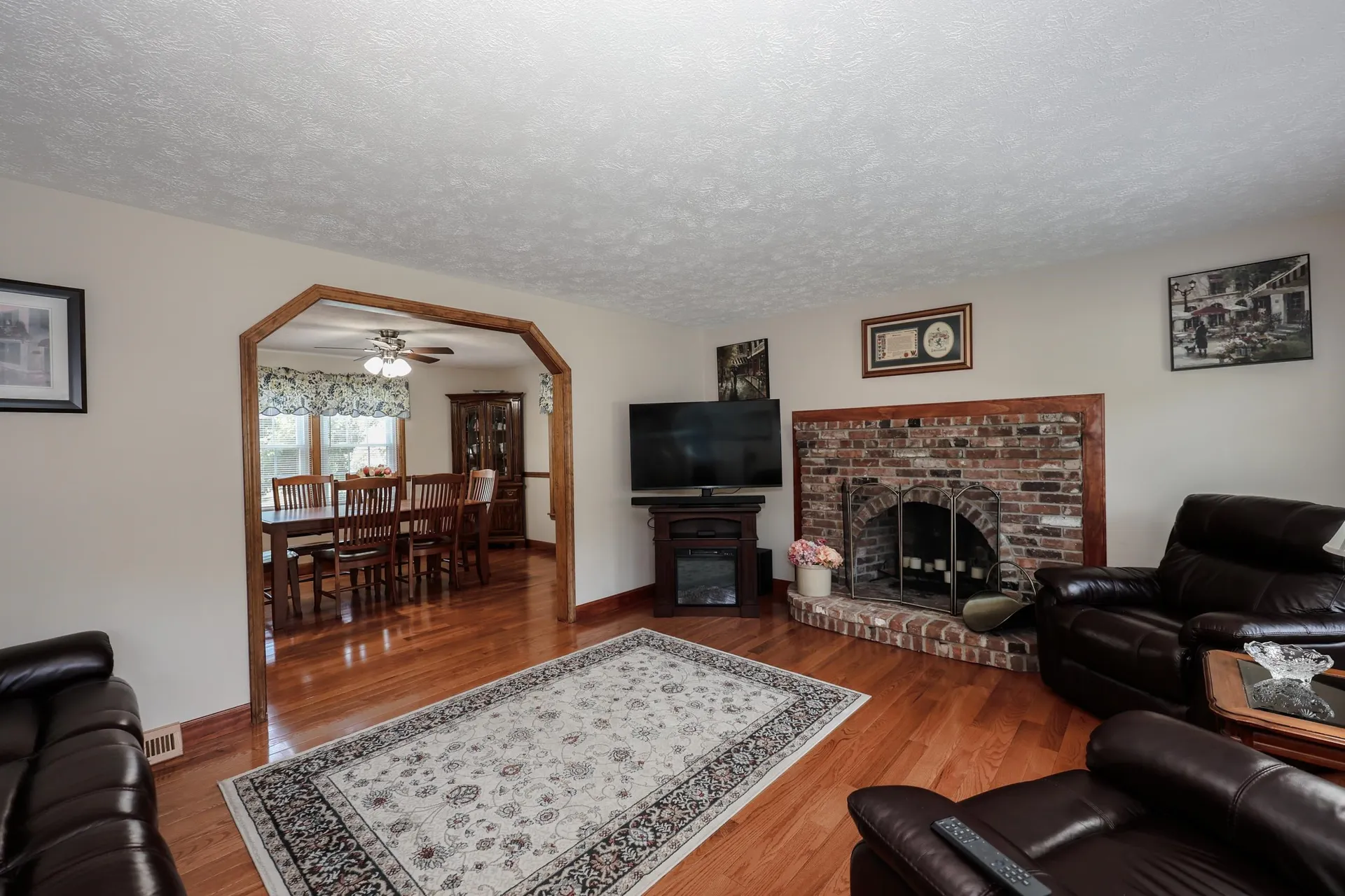 6 Grace Drive Nashua NH 03062