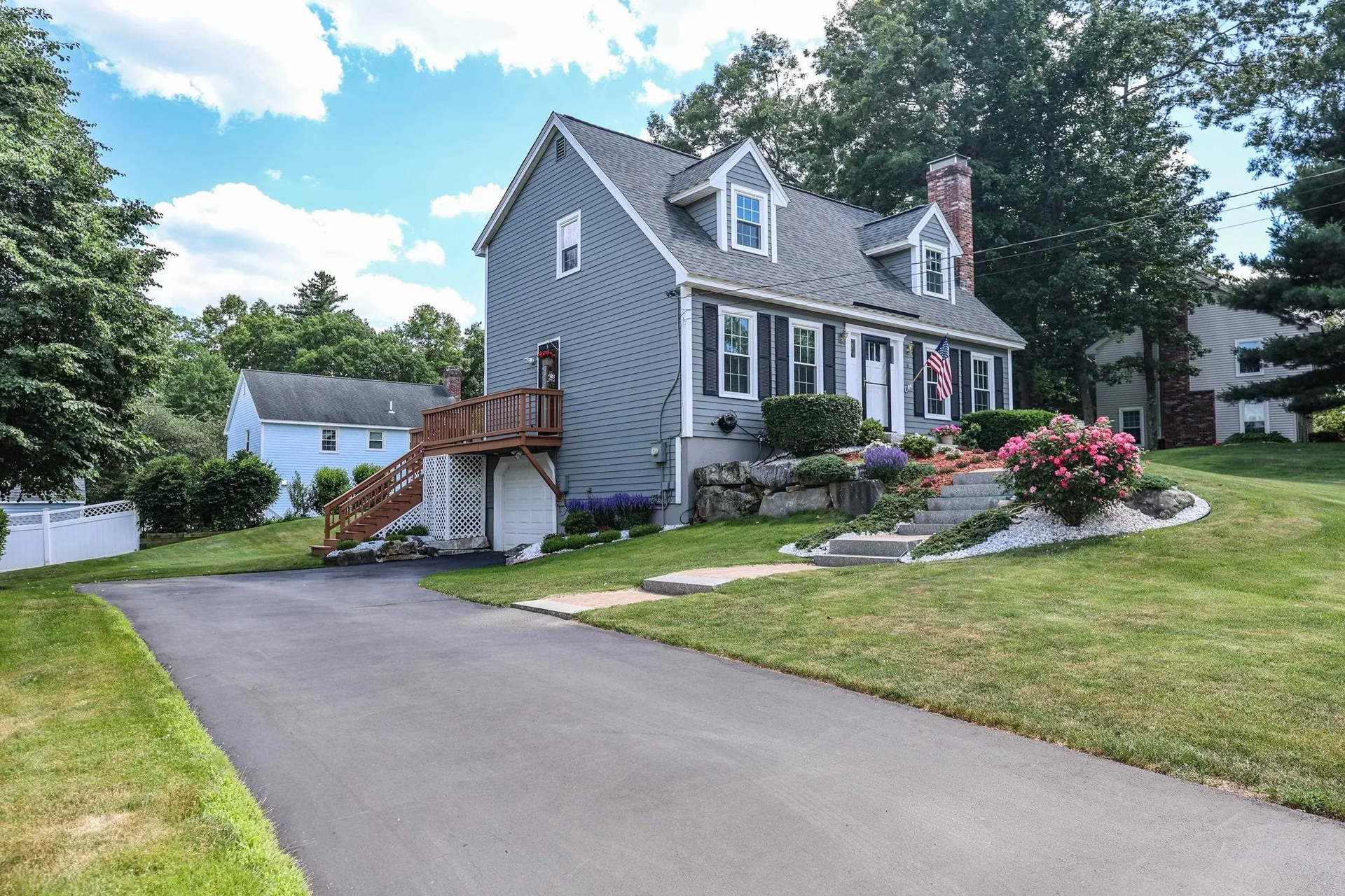 6 Grace Drive Nashua NH 03062