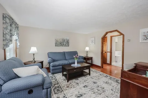 6 Grace Drive Nashua NH 03062