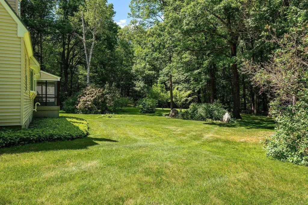 12 Olde Road Hampton NH 03842