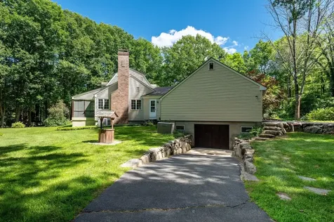 12 Olde Road Hampton NH 03842
