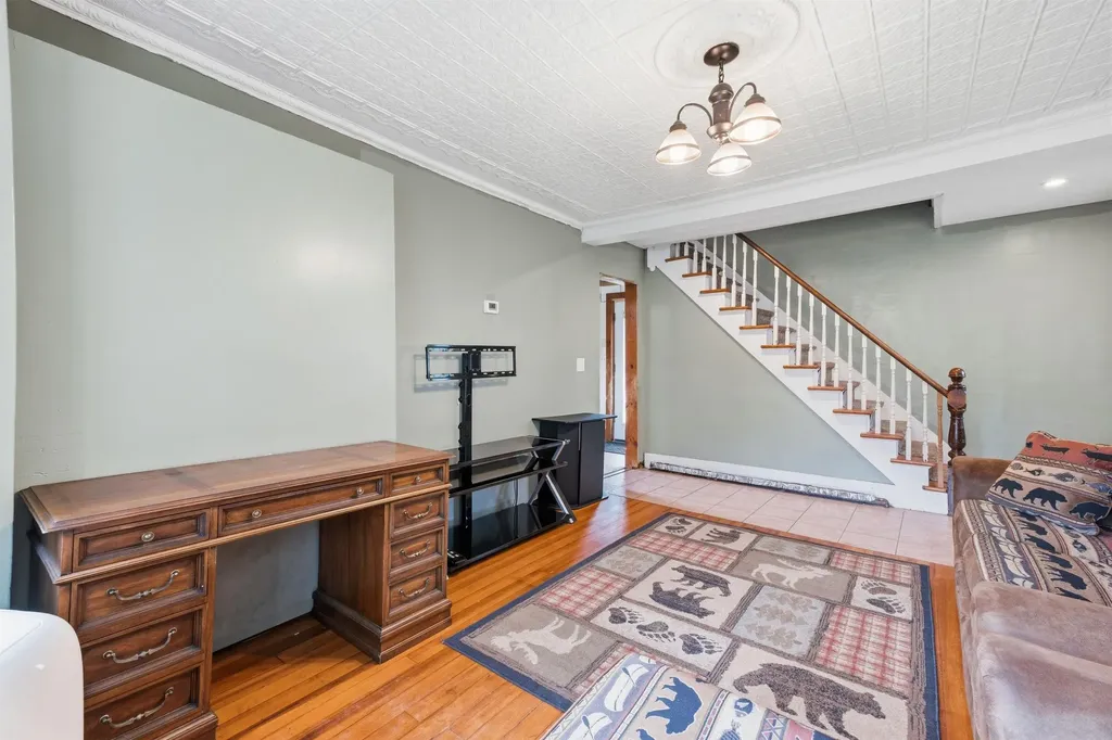 4 Skinner Street Claremont NH 03743