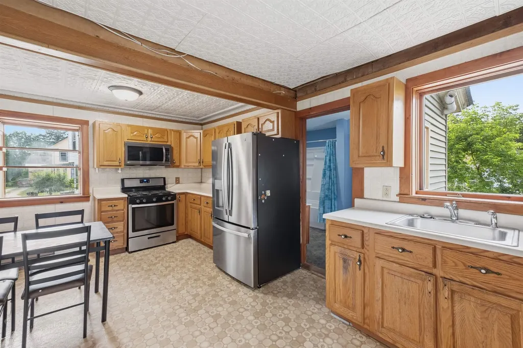 4 Skinner Street Claremont NH 03743