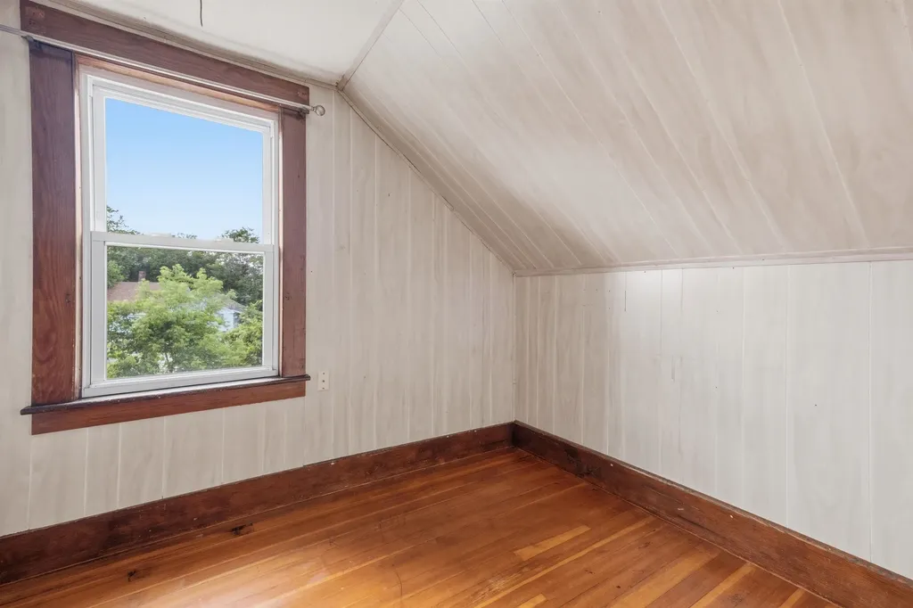 4 Skinner Street Claremont NH 03743