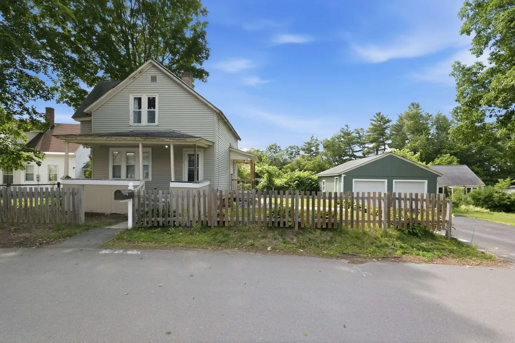 4 Skinner Street Claremont NH 03743