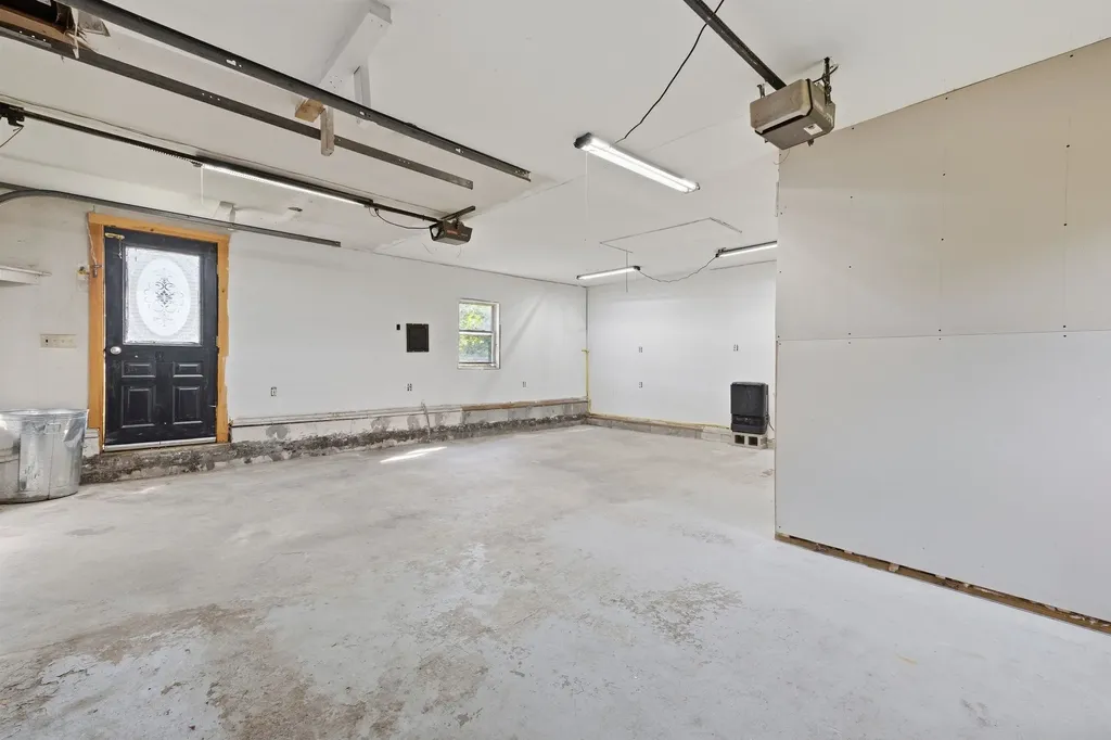 4 Skinner Street Claremont NH 03743