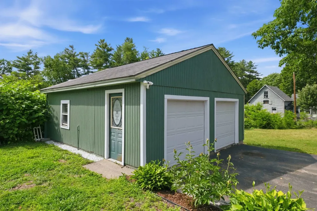 4 Skinner Street Claremont NH 03743