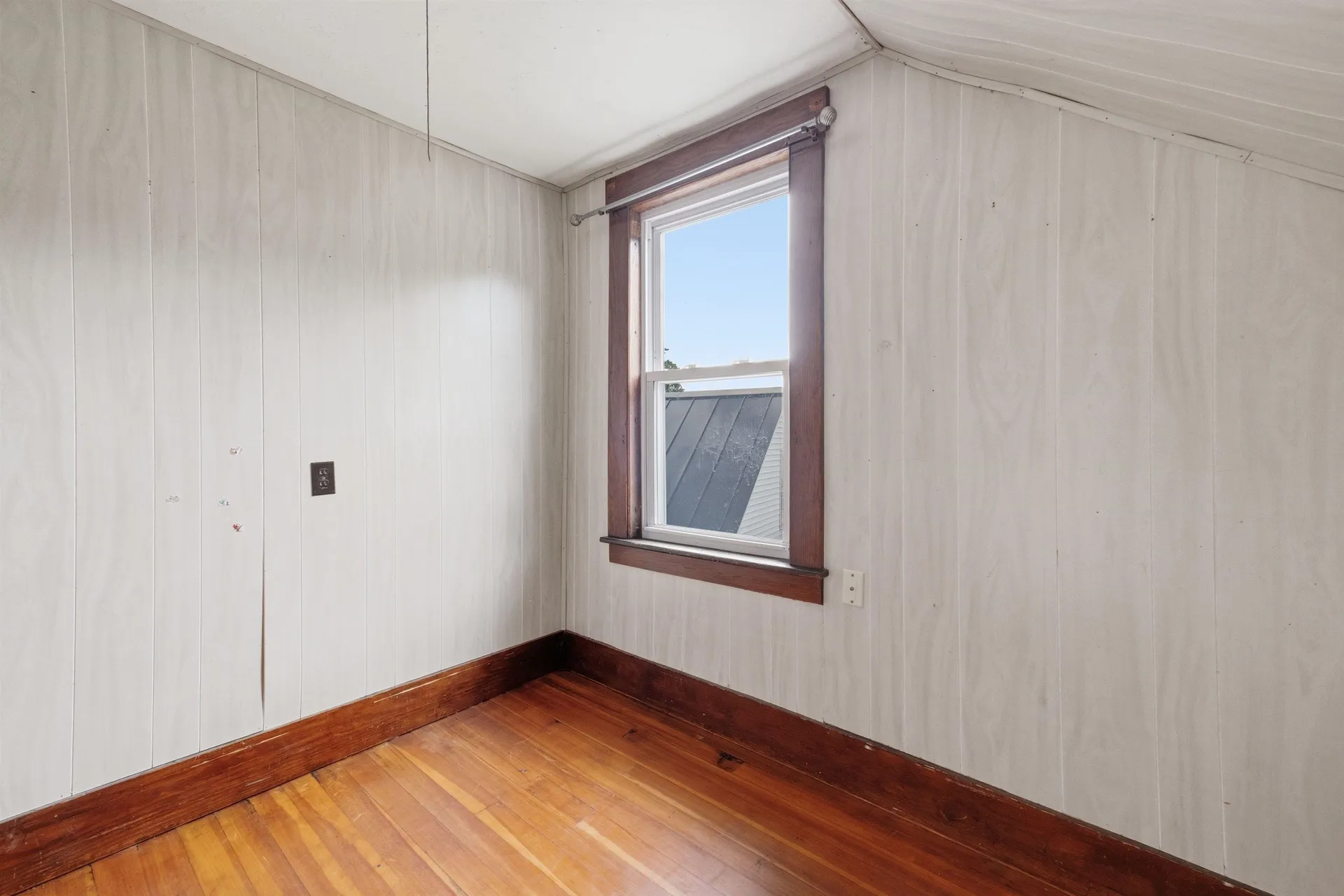 4 Skinner Street Claremont NH 03743